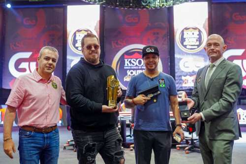 #26 ULTRA HIGH ROLLER GG POKER DIA 4