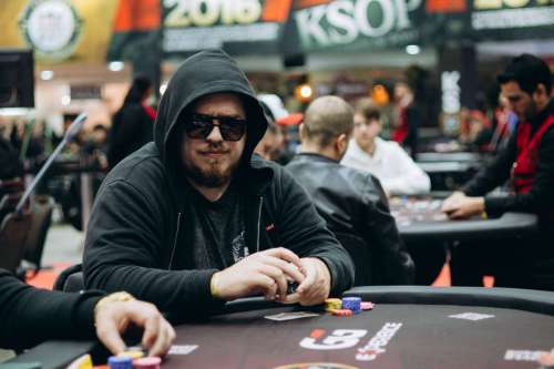 #54 Mystery Monster KO 6-máx - Dia 1C (Hyper)